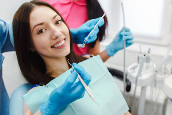 Primera visita clínica dental Mar Tarazona en el centro e Valencia