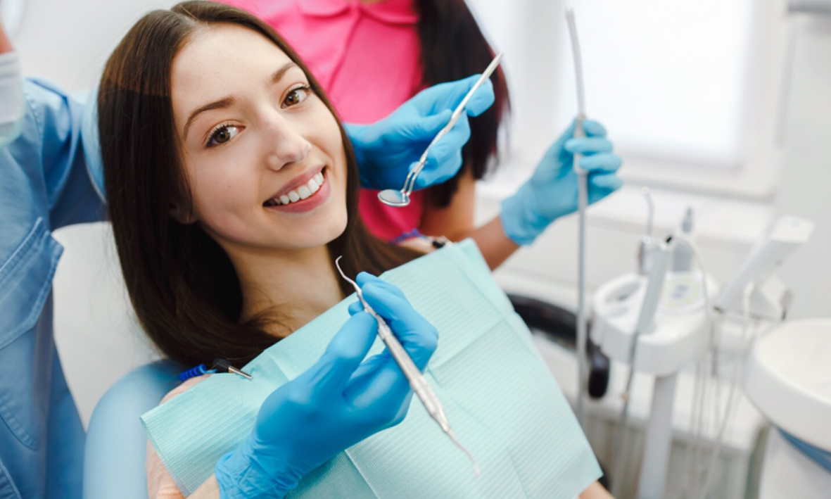 Qué esperar de tu primera consulta dental